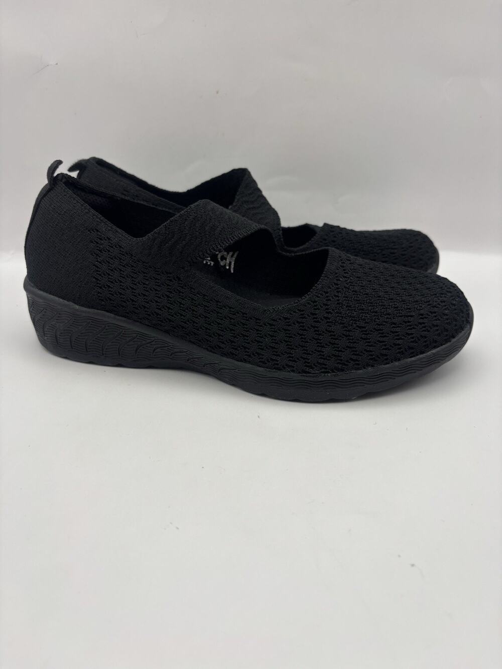 Skechers Up Lifted Slip On Black Shoes Women Size 6.5